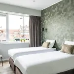 Modern Near Center