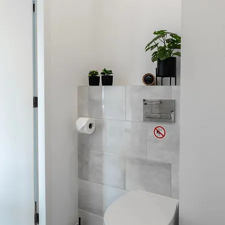 Luxury W Wifi & Private Bathroom Geertruidenberg