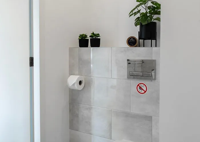 Modern In Raamsdonksveer